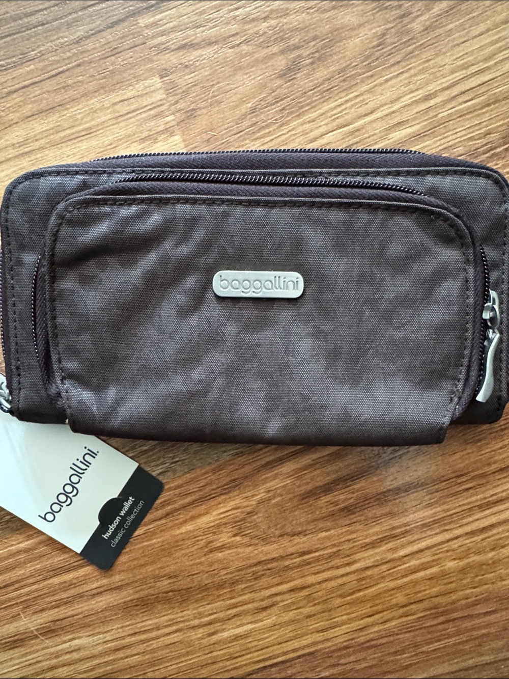 Baggallini Brown Travel Wallet Pouch